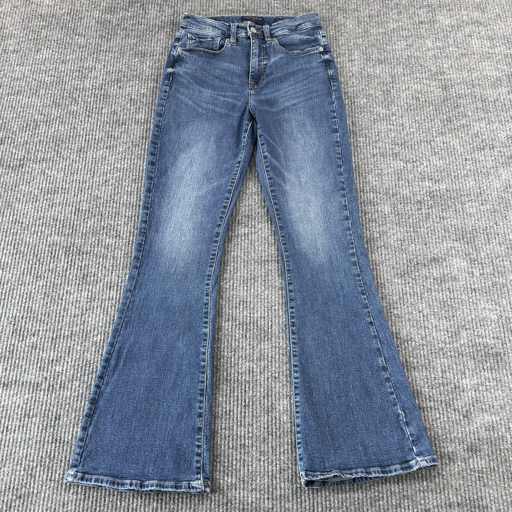 Lucky Brand High-Rise Flared Jeans in Medium Blue Wash